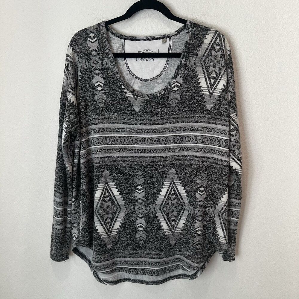 Panhandle Sz L Gray Long Sleeve Western Aztec Print Tee Shirt Rodeo Farm Soft